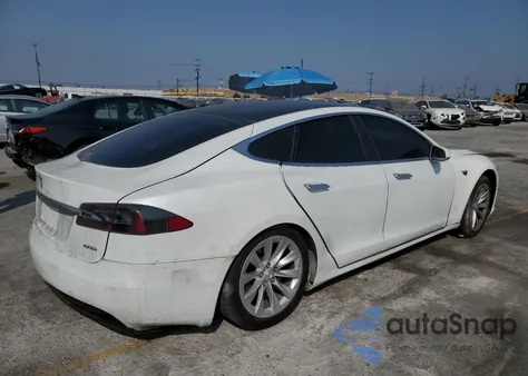 2015 Tesla Model S из США, поврежденный, VIN 5YJSA1E26JF273534